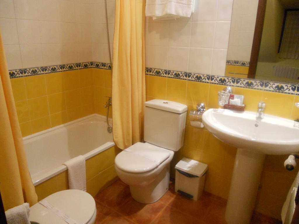 Hotel Taramundi Quarto foto